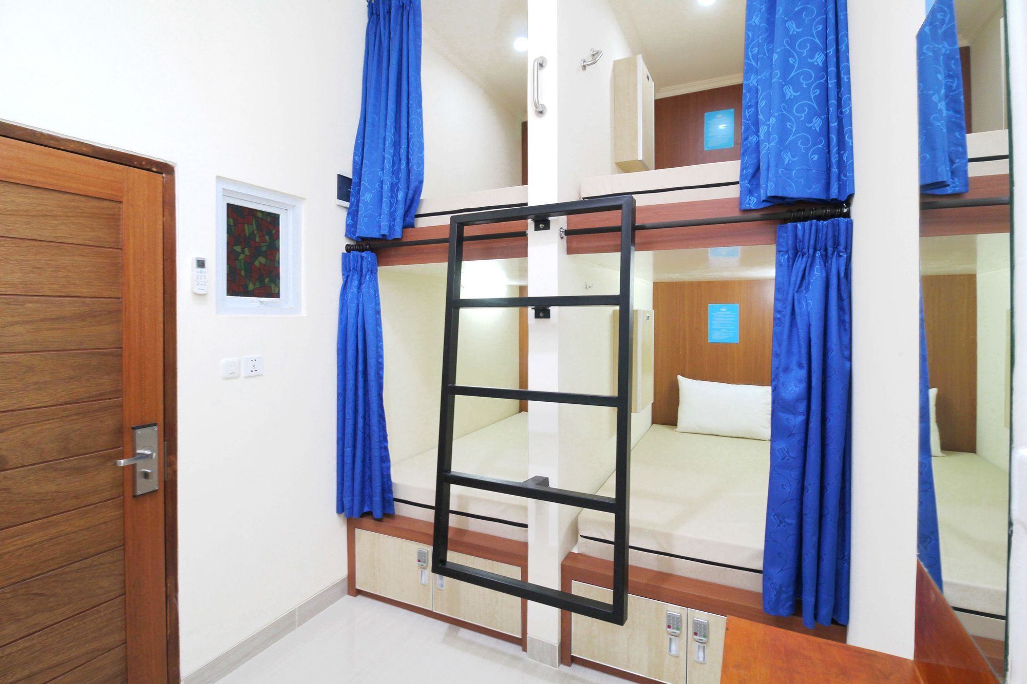 Sky Inn Glodok 1 Джакарта Екстер'єр фото